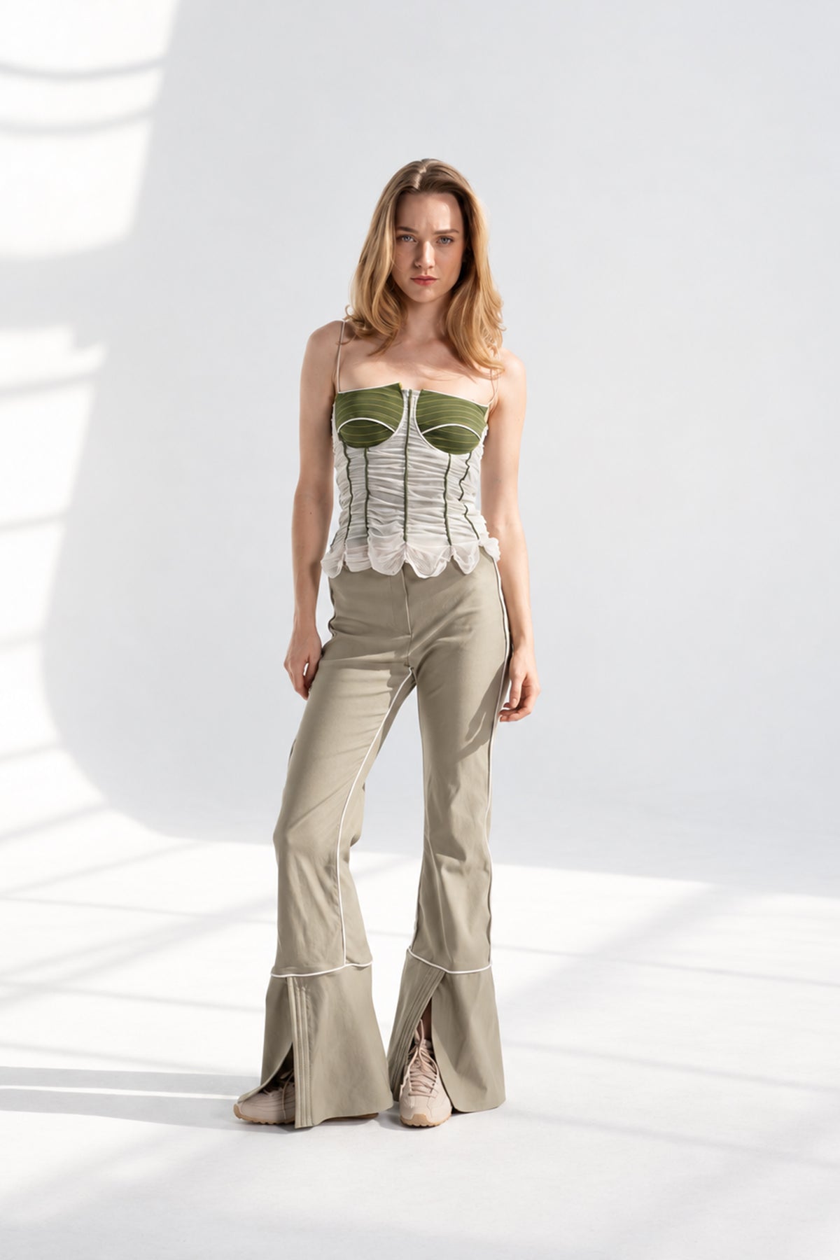 ACE – BUSTIER