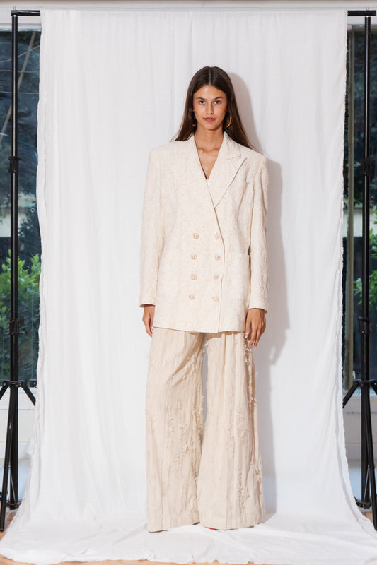 RESORTING BLAZER RE–IMAGINED