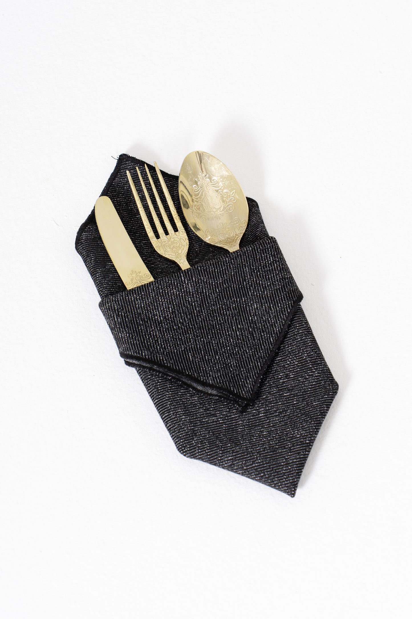 DARK SWANFOLD NAPKIN