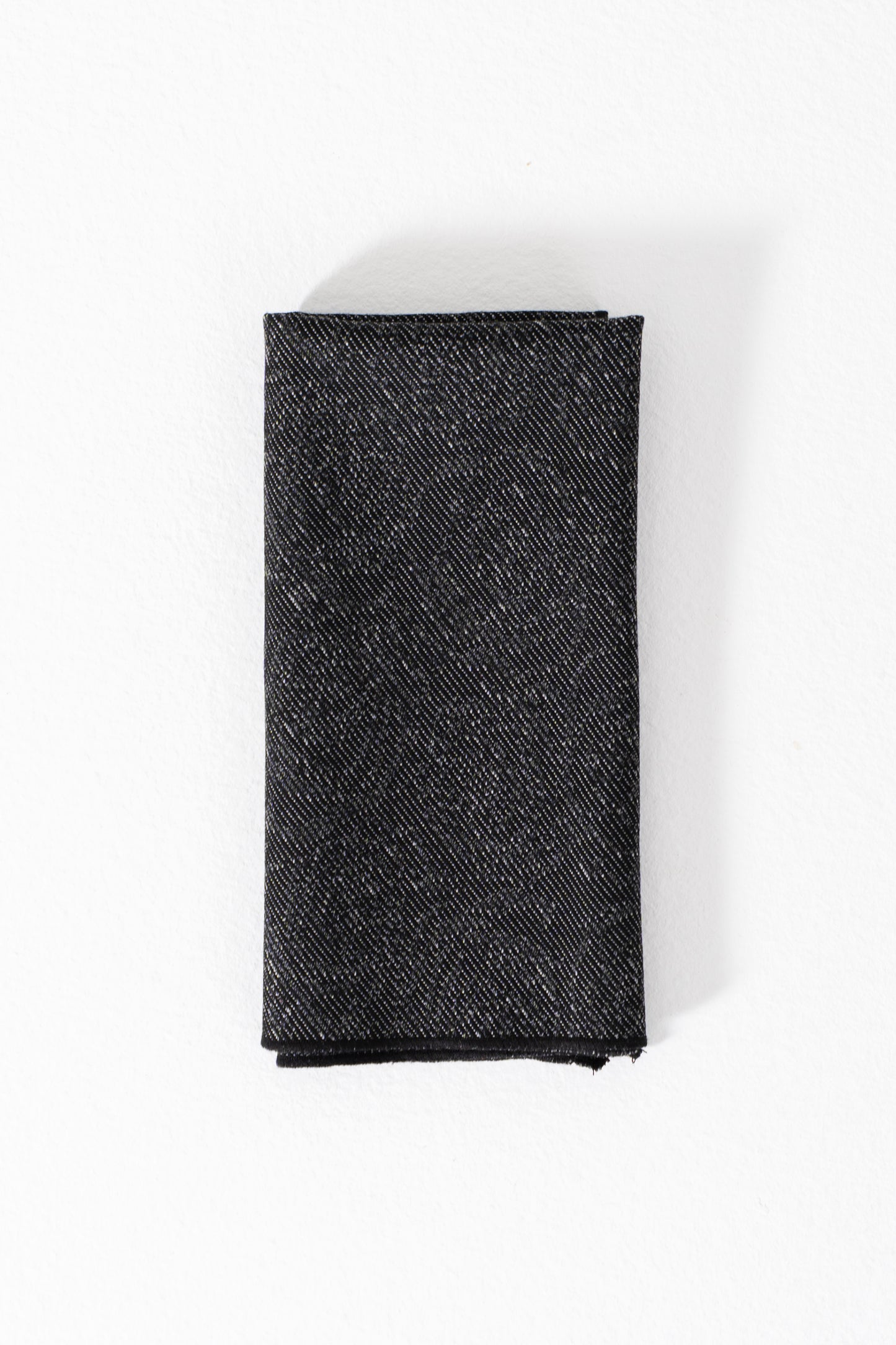 DARK SWANFOLD NAPKIN