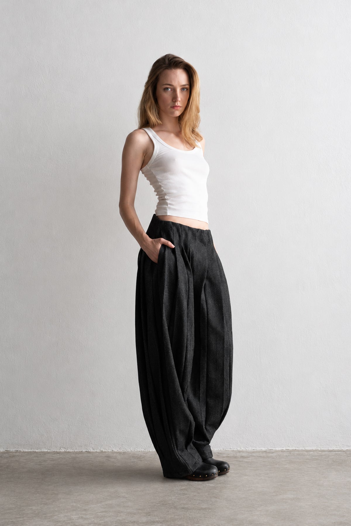 WINGFOLD - CHARCOAL
